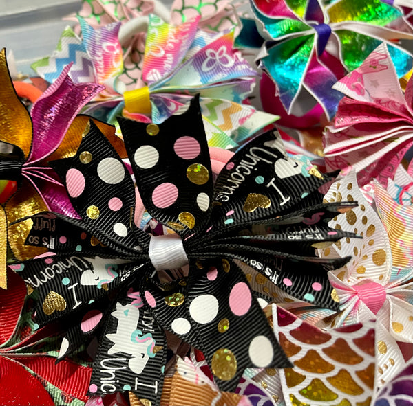 Mystery Pack Firecracker Bows - 5 themed firecracker bows character, pattern, prints