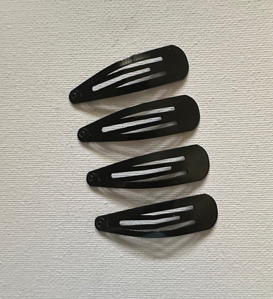 Pack of Four School Snap Clips Black