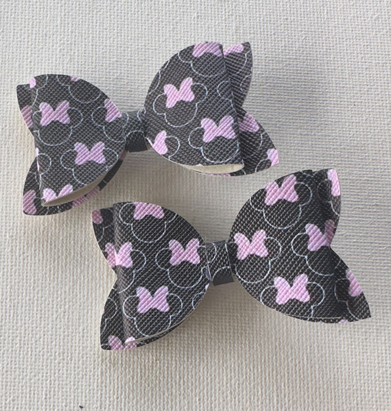Mouse Black with Pink Bows Pigtail Bow Pair