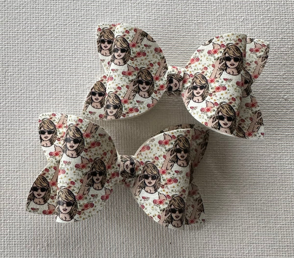 Taylor Flowers Pigtail Bow Pair