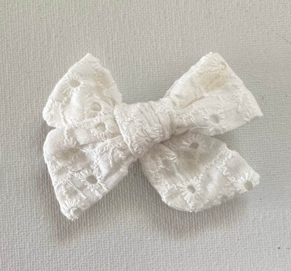 White embroidered Fabric Bow Hair Clip