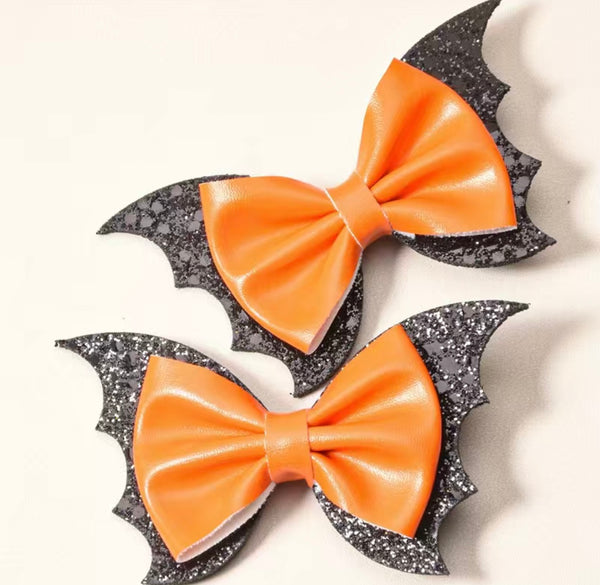 Midnight Orange Bat Wings Halloween Bow Clip