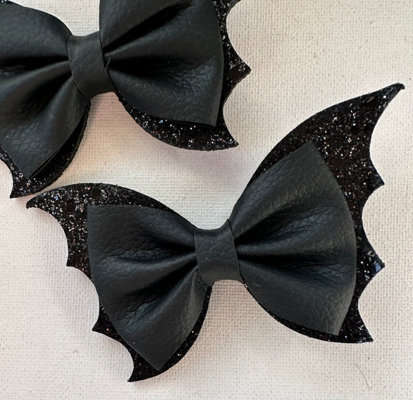 Midnight Bat Wings Halloween Bow Clip